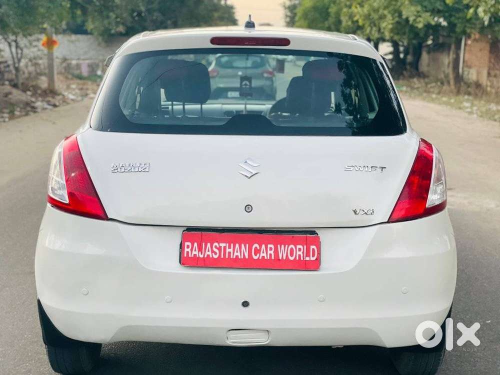 Maruti Suzuki Swift 2018 Lxi, 2017, Petrol