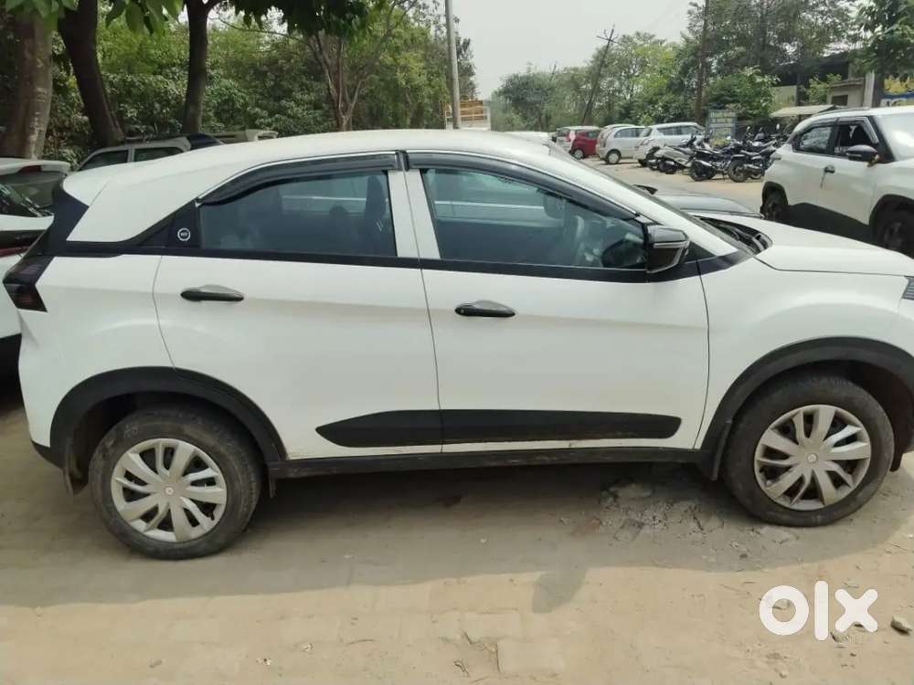 Tata Nexon Pure Plus 2024