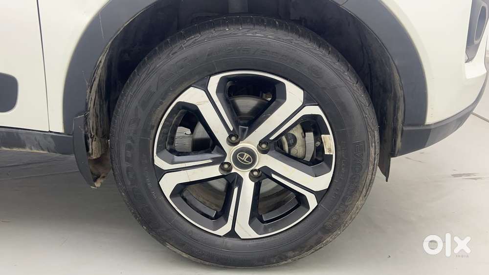 Tata Nexon 1.2 Revotron Xza Plus Hs, 2022, Petrol