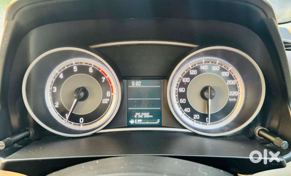 Maruti Suzuki Dzire 1.2 Vxi, 2018, Petrol