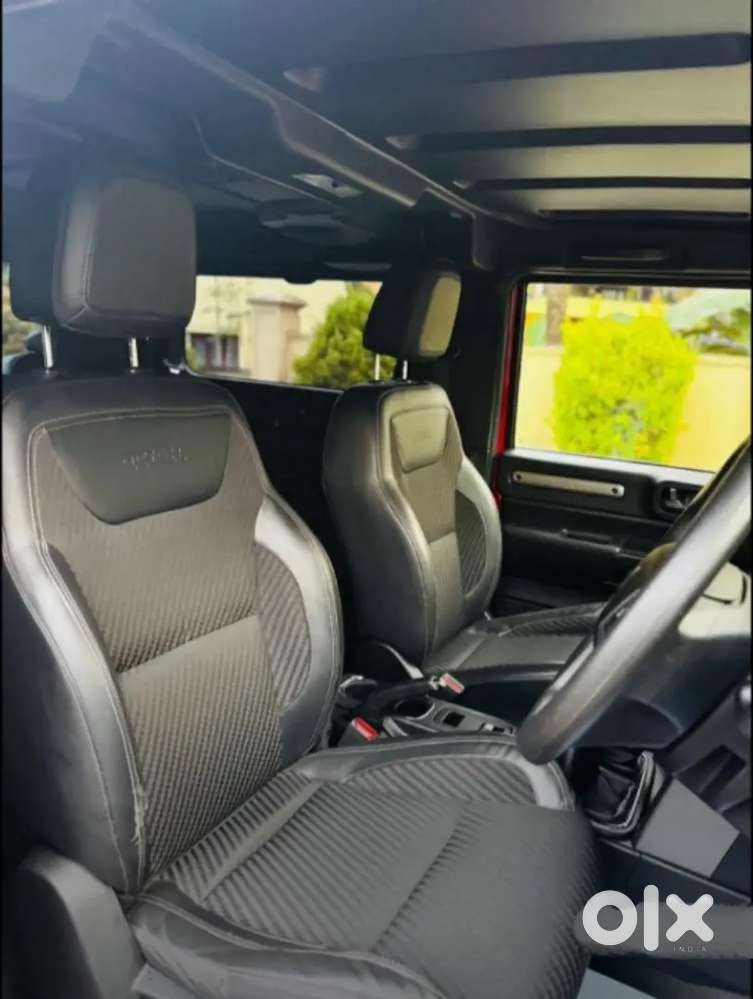 Mahindra Thar Lx 2023 Automatic