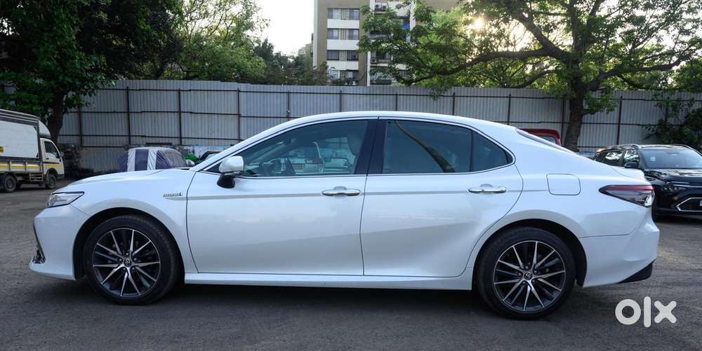 Toyota Camry 2.5 Hybrid, 2024, Petrol