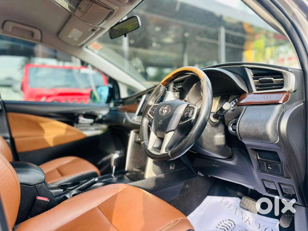 Toyota Innova Crysta 2.8z Automatic, 2017, Diesel