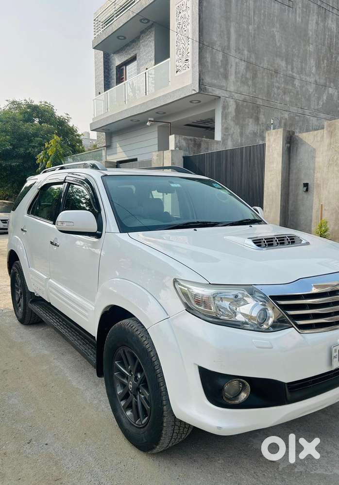 Toyota Fortuner 2013 Diesel Well Maintained