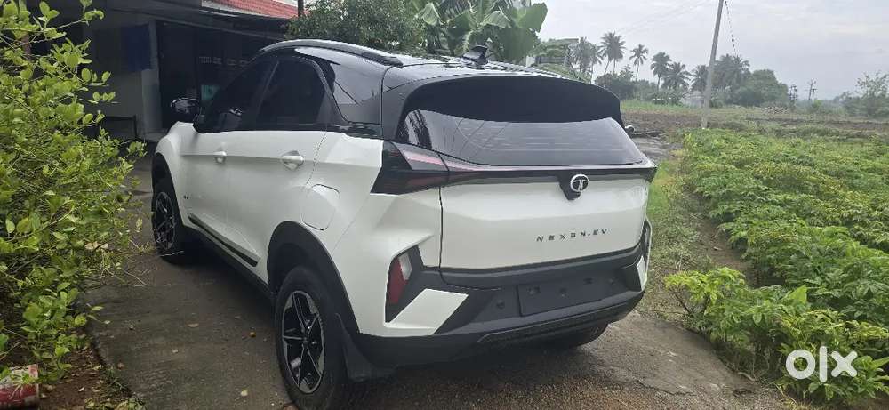 Tata Nexon Ev Max 2025