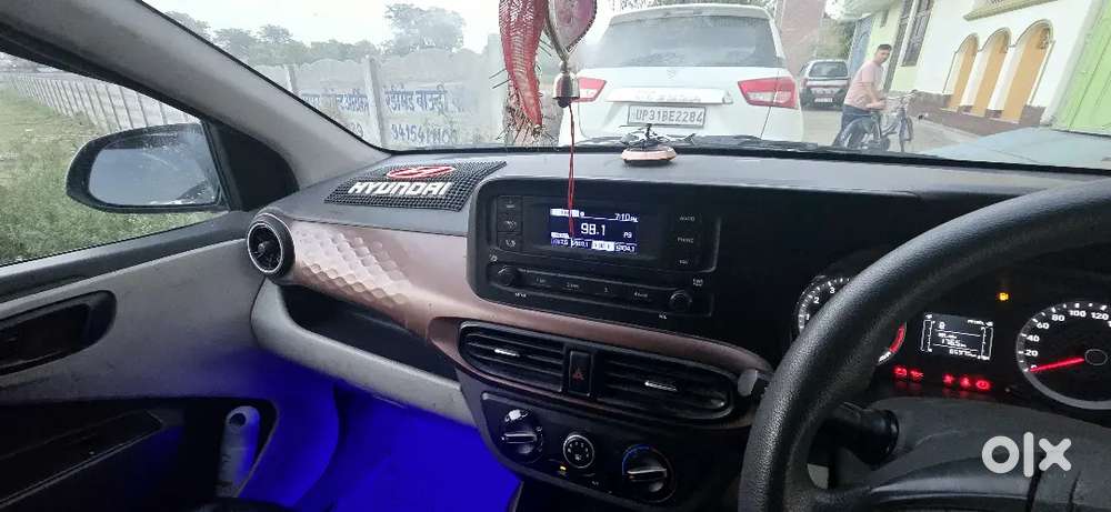 Hyundai Aura 2022 Cng & Hybrids Well Maintained