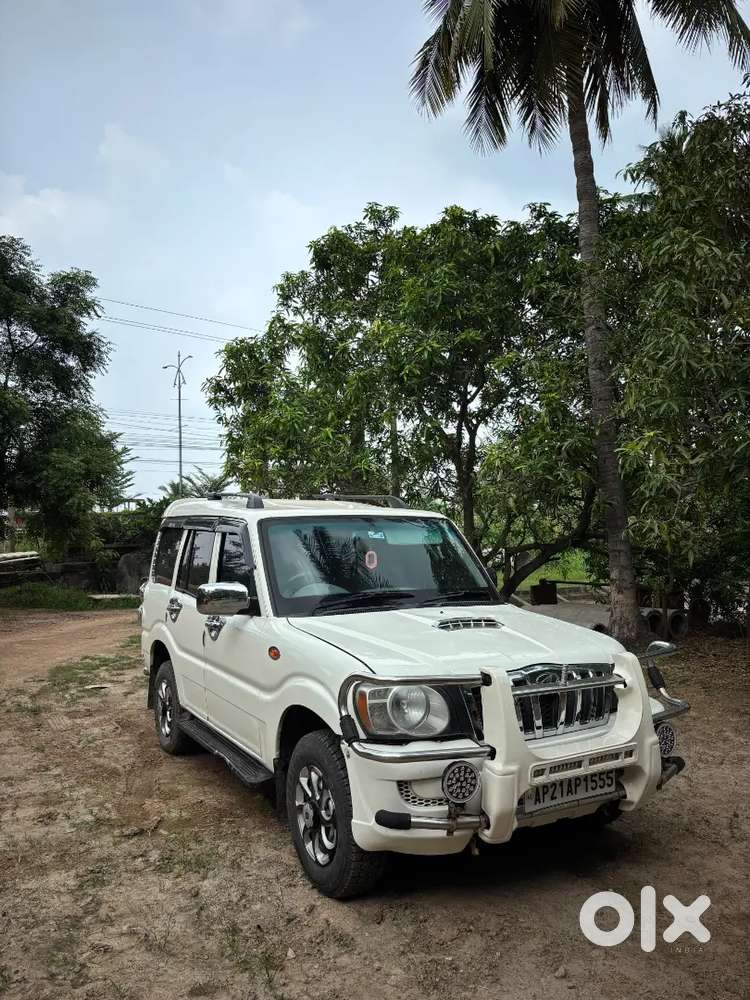 Mahindra Scorpio Classic 2012 Diesel Well Maintained