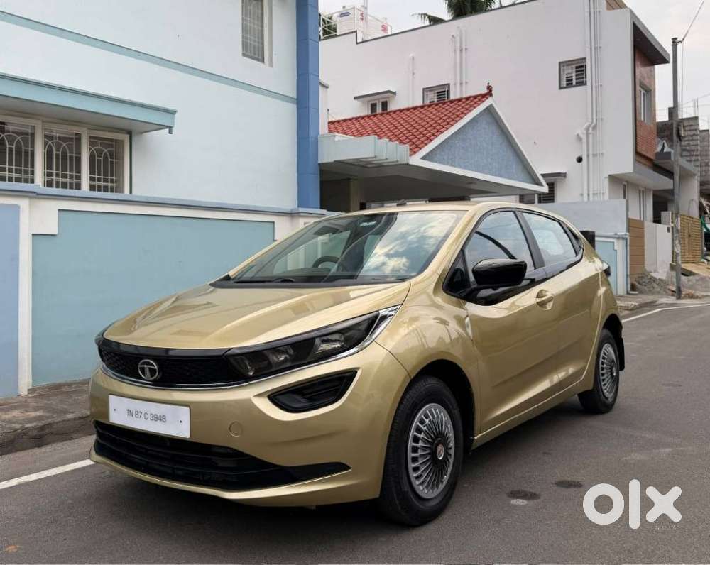 Tata Altroz 1.2 Xe, 2021, Petrol