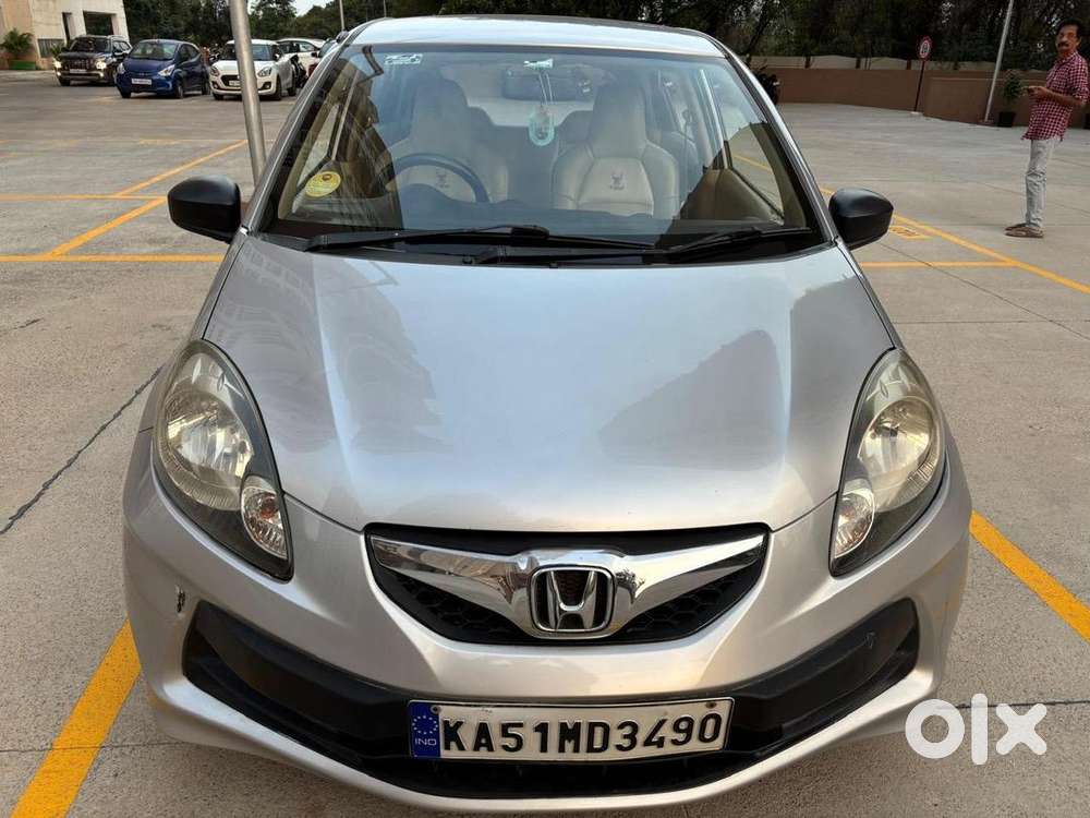 Honda Brio 2012 Petrol Well Maintained