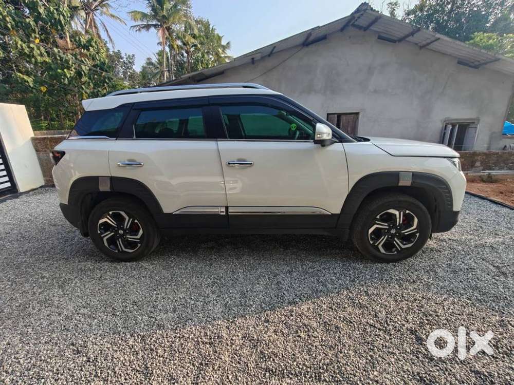 Maruti Suzuki Brezza 1.5 Zxi Plus Smart Hybrid, 2023, Petrol