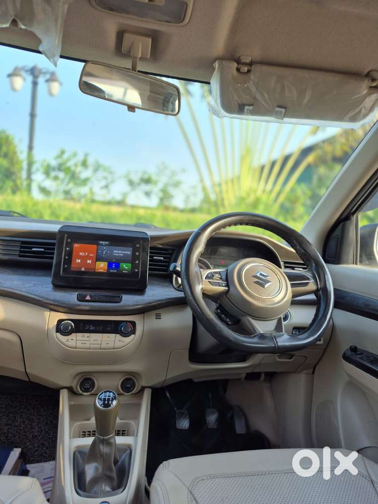 Maruti Suzuki Ertiga Zxi (o) Cng [2022-2023], 2022, Cng & Hybrids