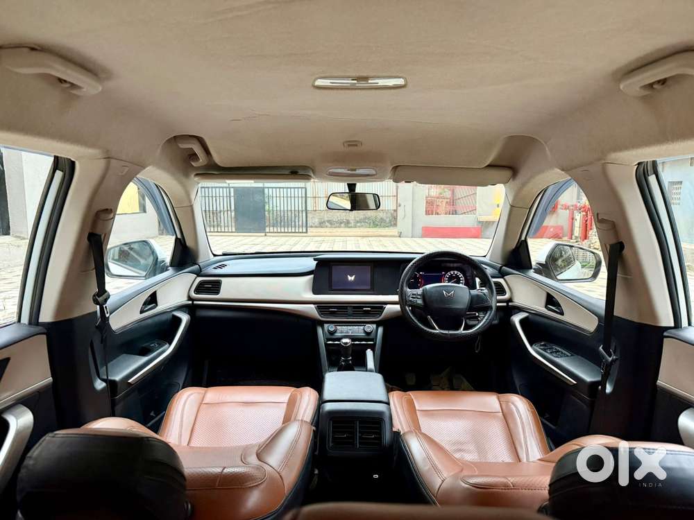 Mahindra Xuv700 2.2 Mx Diesel Mt 5 Str, 2022, Diesel
