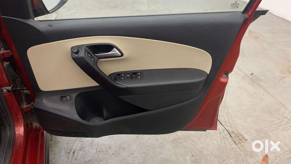 Volkswagen Vento 1.2 Tsi Highline At, 2019, Petrol