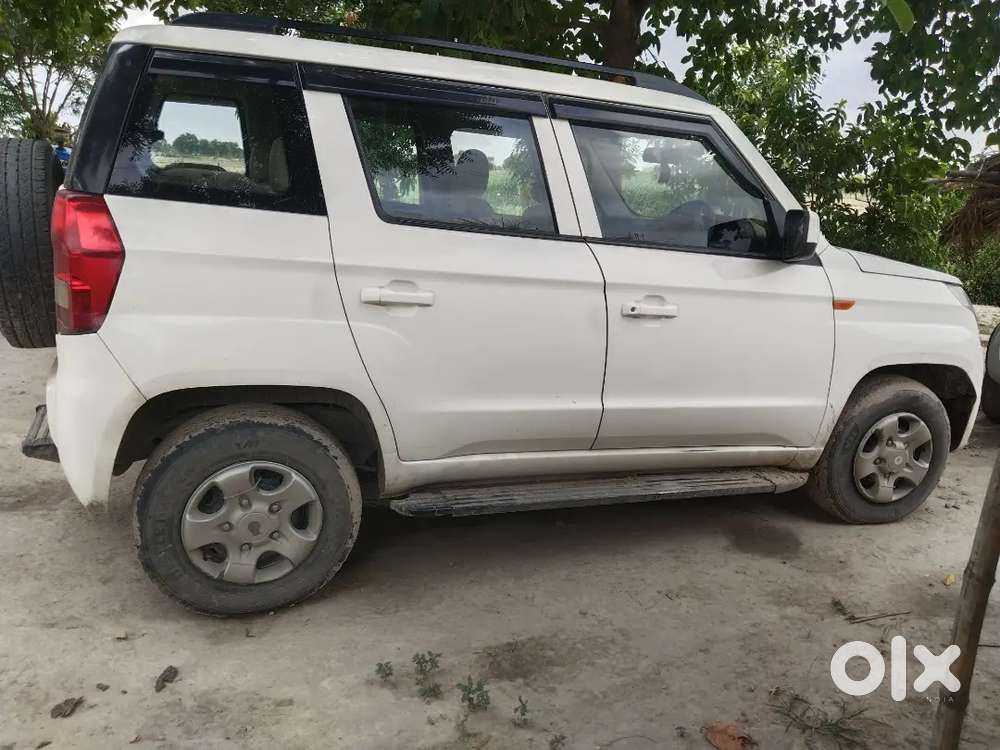 Mahindra Tuv 300 2016