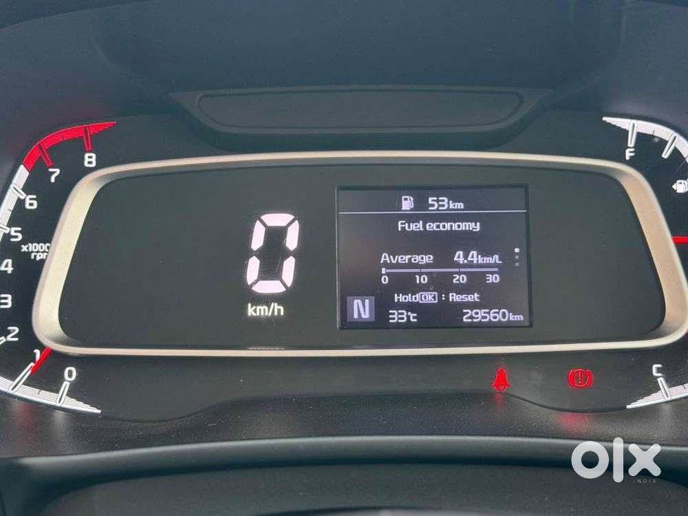 Kia Sonet, 2021, Petrol