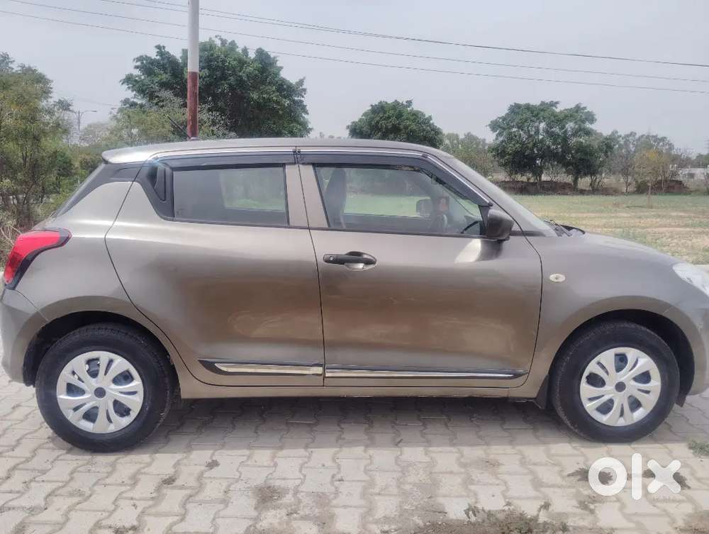 Maruti Suzuki Swift 2021 Petrol 65000 Km Driven
