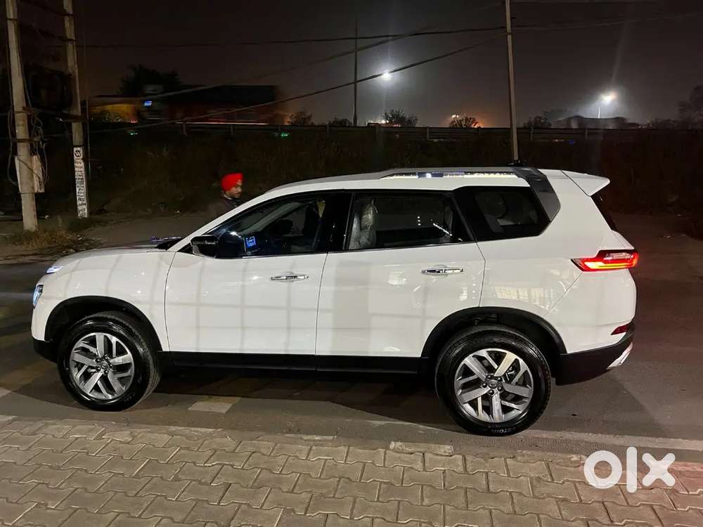 Safari Dec 2022 Xza Plus + Ira Tech + Sunroof - Only 29000 Driven