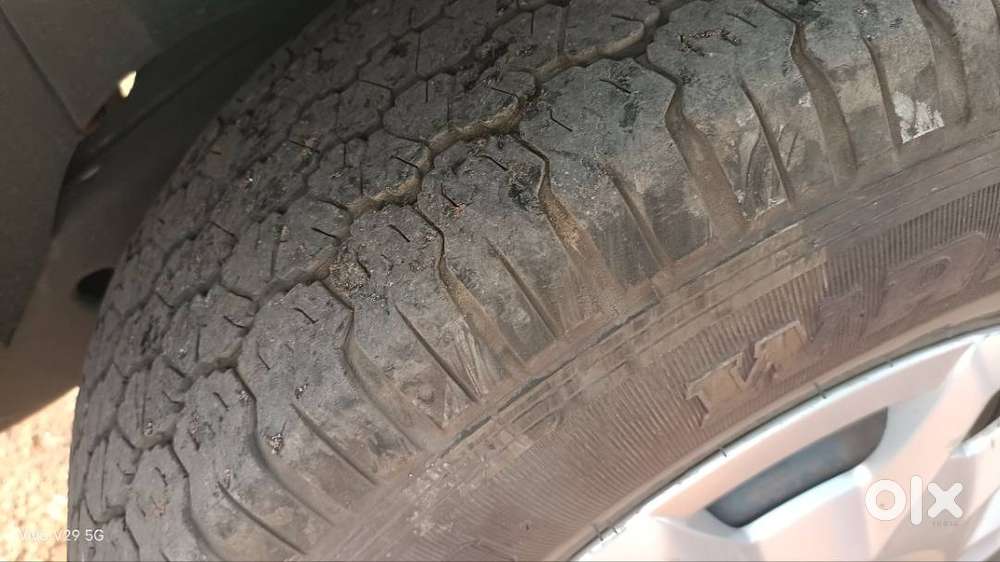 Mahindra Tuv 300 T6, 2016 Model