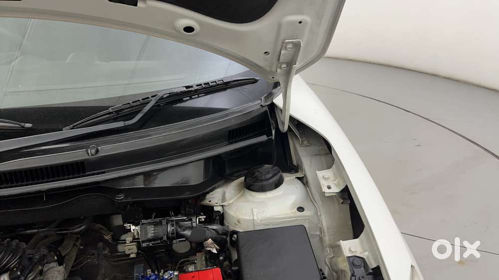 Maruti Suzuki Swift Vvt Vxi, 2019, Petrol