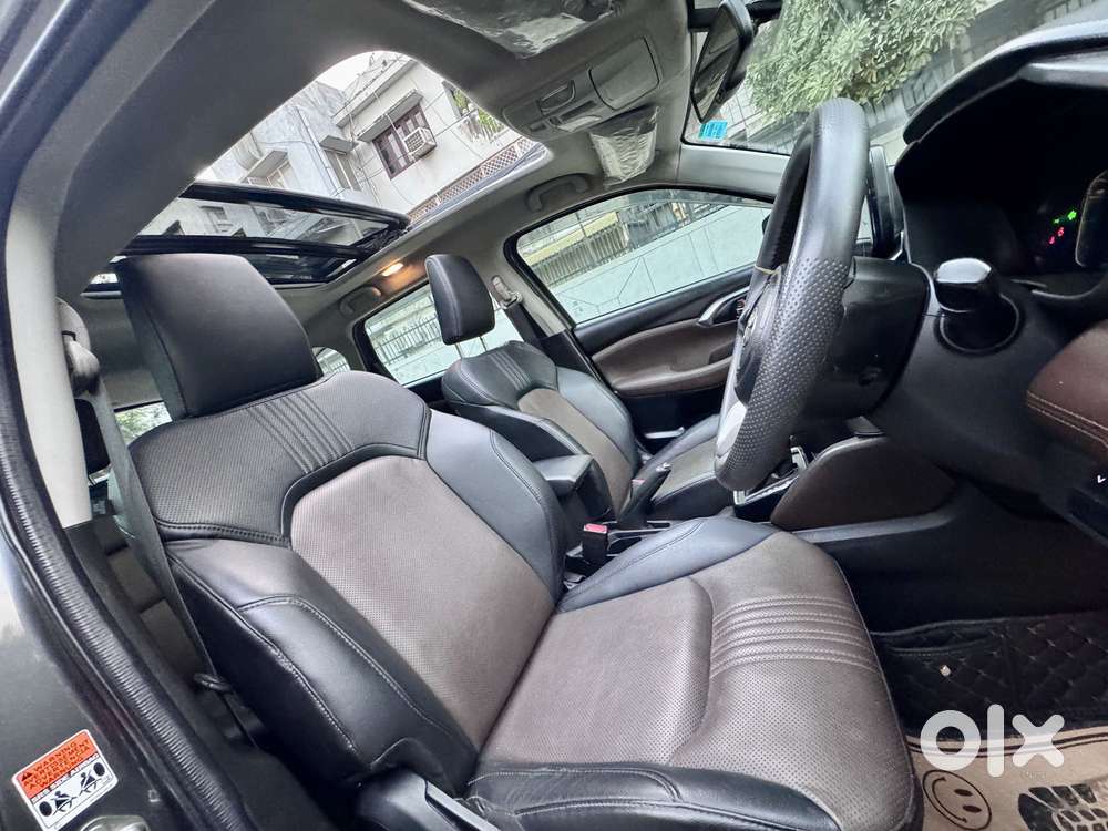 Toyota Urban Cruiser Hyryder 1.5 V Hybrid, 2023, Petrol