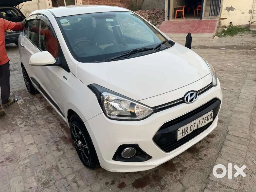 Hyundai Xcent 2014 Diesel 200000 Km Driven