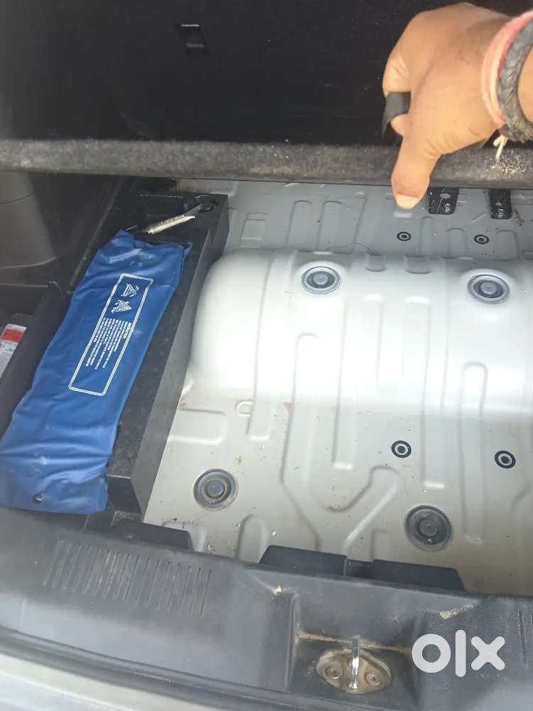 Maruti Suzuki Victoris 2026 Cng & Hybrids 17000 Km Driven