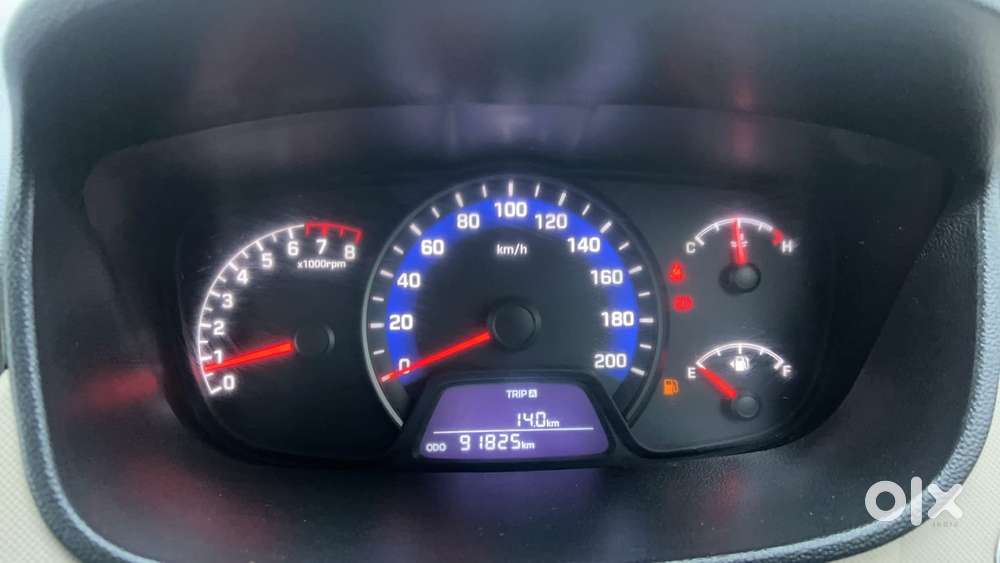 Hyundai Xcent 1.2 Vtvt Sx Option, 2015, Petrol