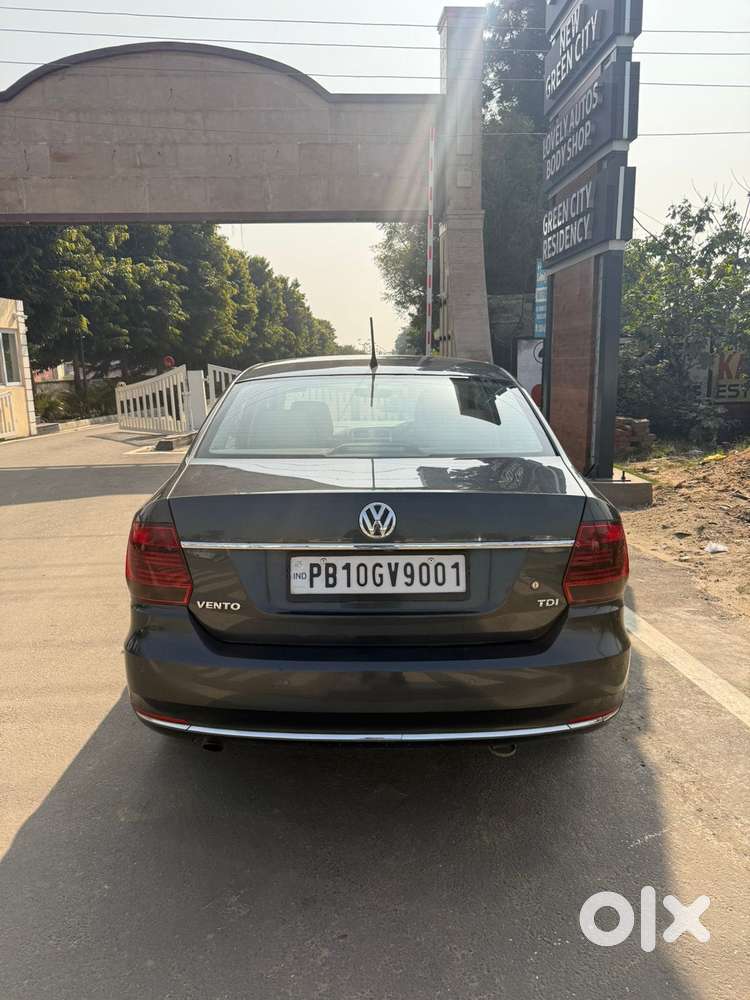 Volkswagen Vento 1.5 Highline Plus At 16 Alloy, 2017, Diesel