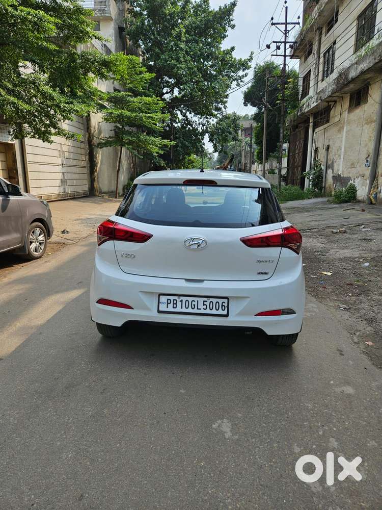 Hyundai I20 Diesel Sportz, 2015, Diesel