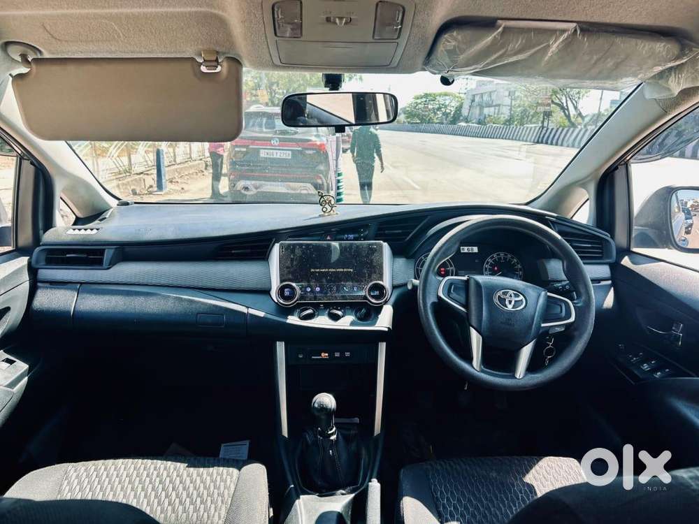 Toyota Innova Crysta 2.4 Gx Mt, 2017, Diesel