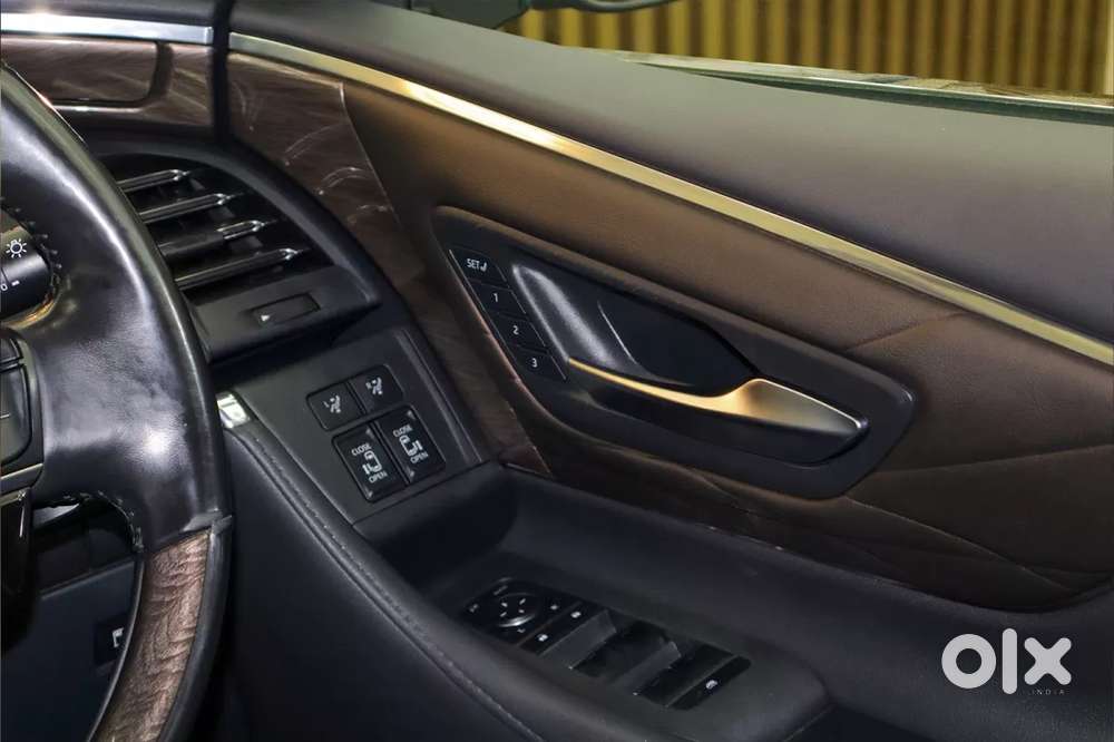 Toyota Vellfire Vip &ndash; Executive Lounge, 2024, Petrol