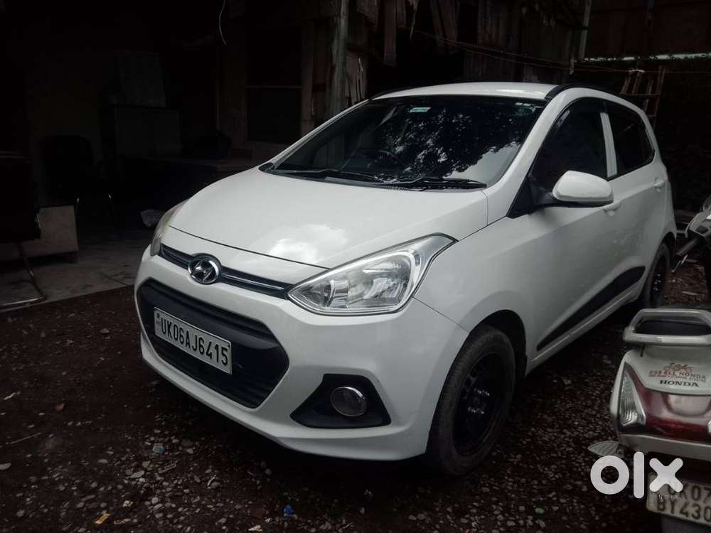 Hyundai Grand I10 Sportz, 2016, Petrol