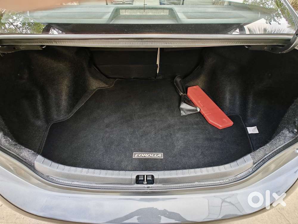 Toyota Corolla Altis 1.8g Limited, 2014, Petrol
