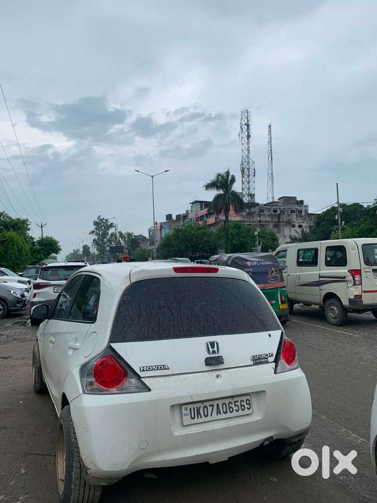 Honda Brio 2012 Petrol 111000 Km Driven