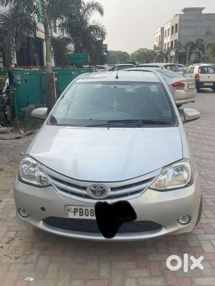 Toyota Etios 2014 Cng & Hybrids Well Maintained