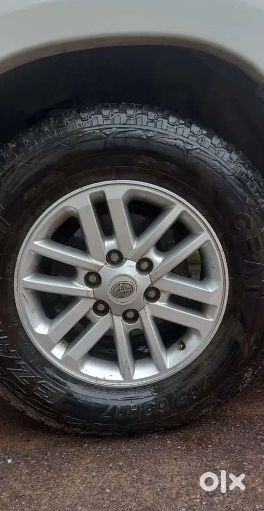 Toyota Fortuner 2014