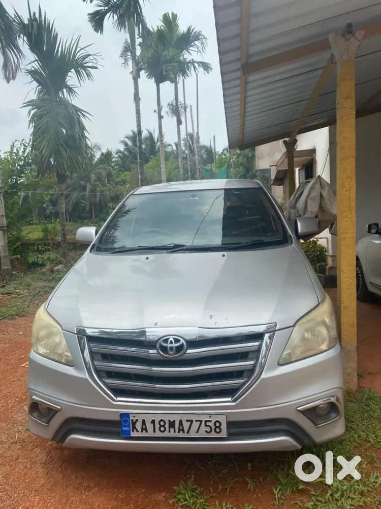 Toyota Innova Diesel 2015