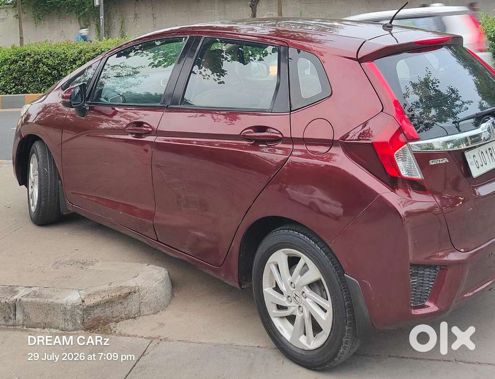 Honda Jazz Vx Cvt, 2015, Cng & Hybrids