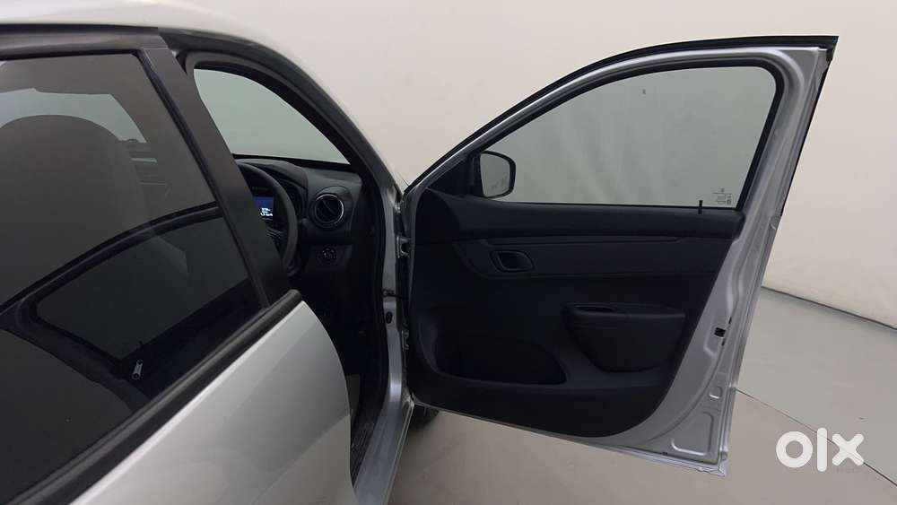 Renault Kwid 1.0 Rxt Amt, 2024, Petrol