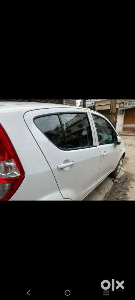 Maruti Ritz 2016 Less Driven