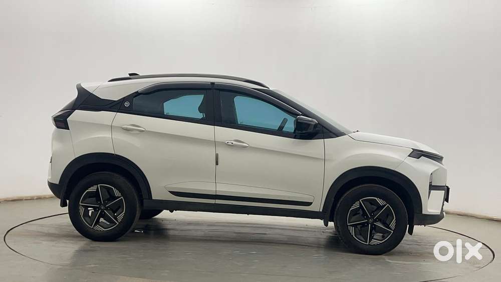 Tata Nexon Creative Plus 1.2 Revotron Petrol 6 Mt, 2024, Petrol