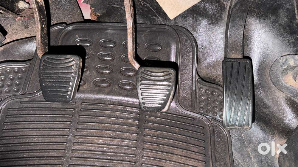 Mahindra Kuv 100 Mfalcon G80 K8 Dual Tone, 2017, Petrol