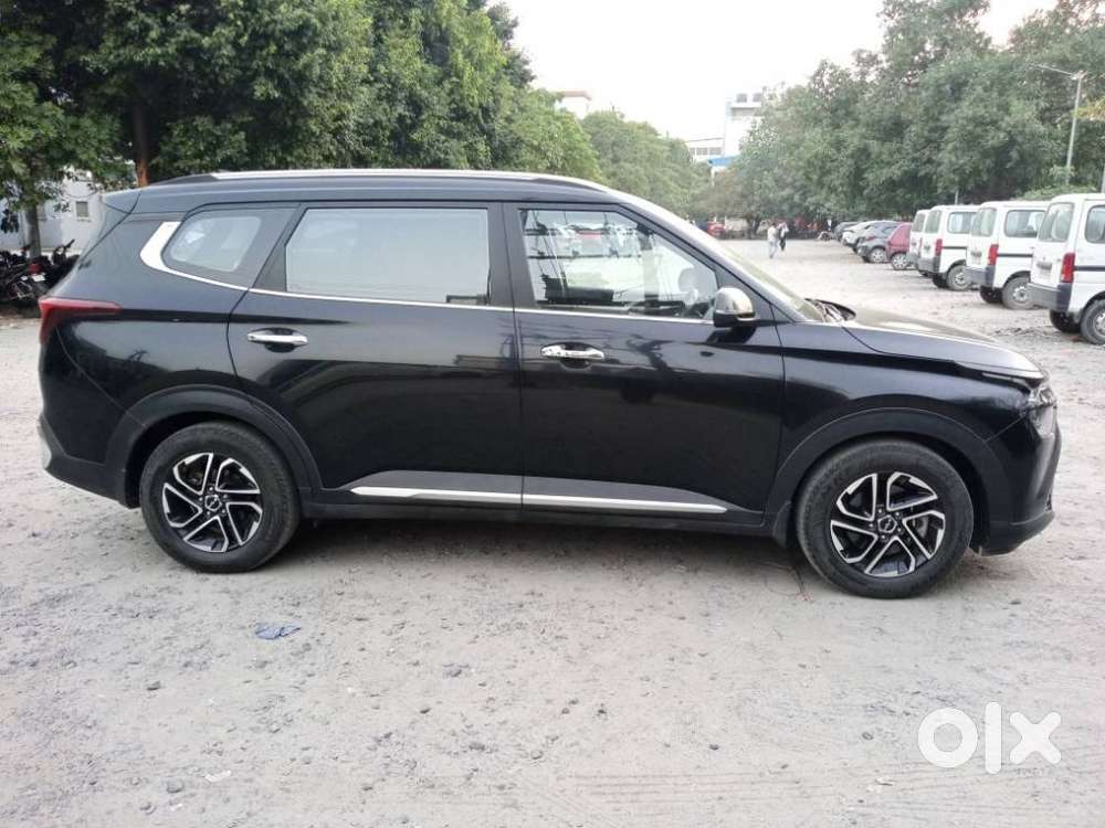 Kia Carens Luxury (o)1.5 Turbo Petrol Dct 7 Str, 2023, Petrol