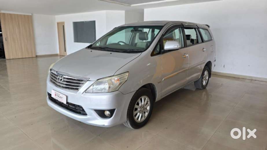 Toyota Innova 2.5 Vx 8 Str, 2013, Diesel