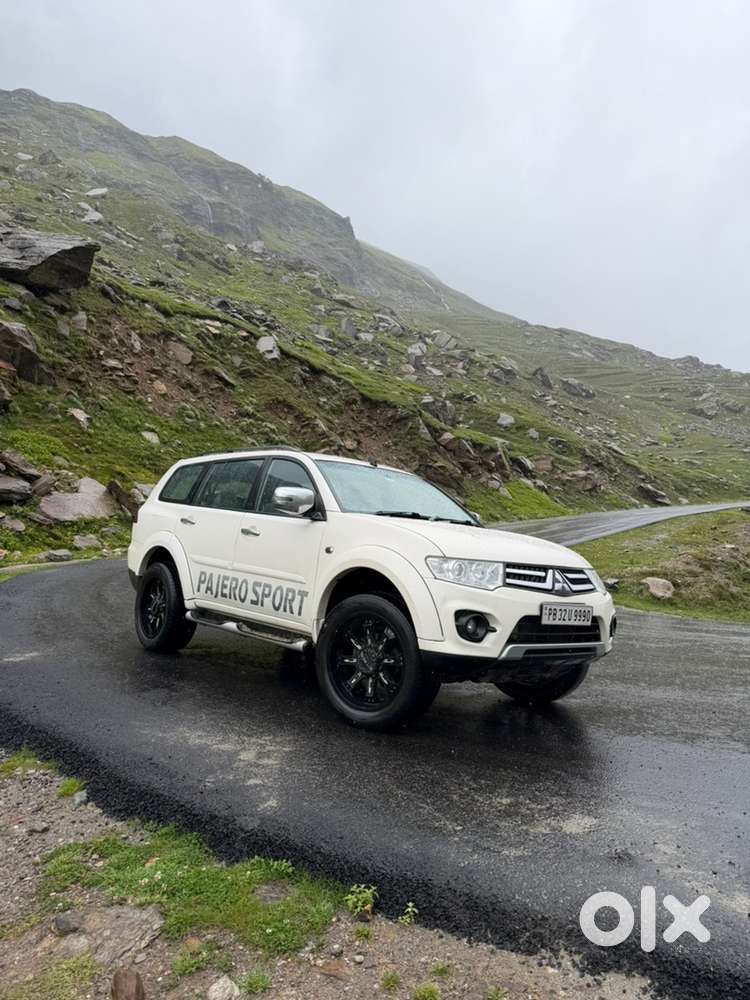 Mitsubishi Pajero Sport 2016