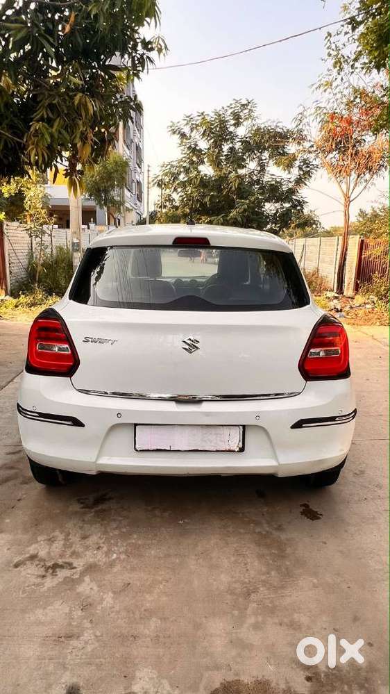 Maruti Suzuki Swift 1.2 Vxi (o), 2022, Petrol