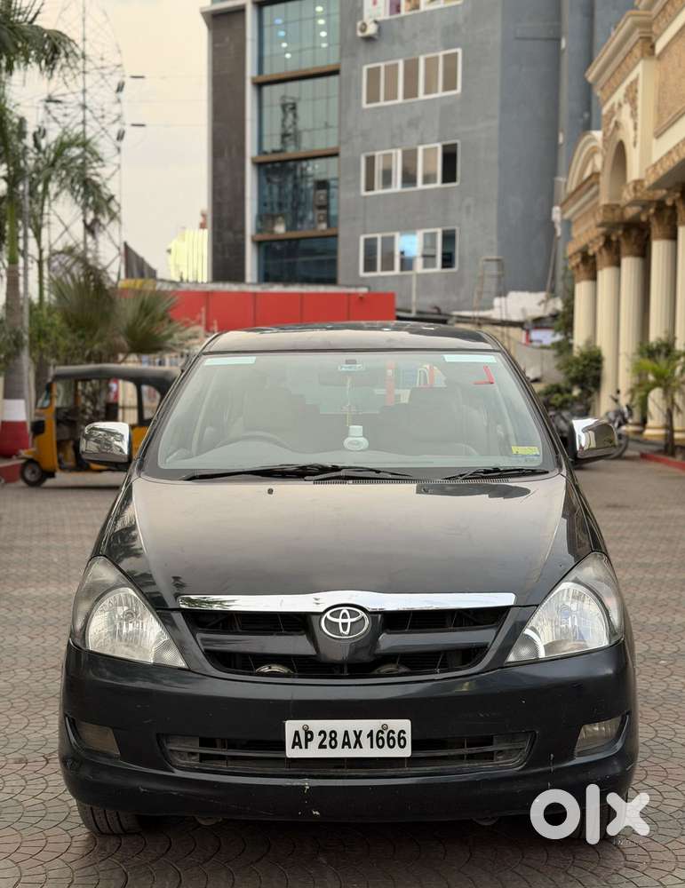 Toyota Innova 2.5 Vx 8 Str Bs-iii, 2007, Diesel