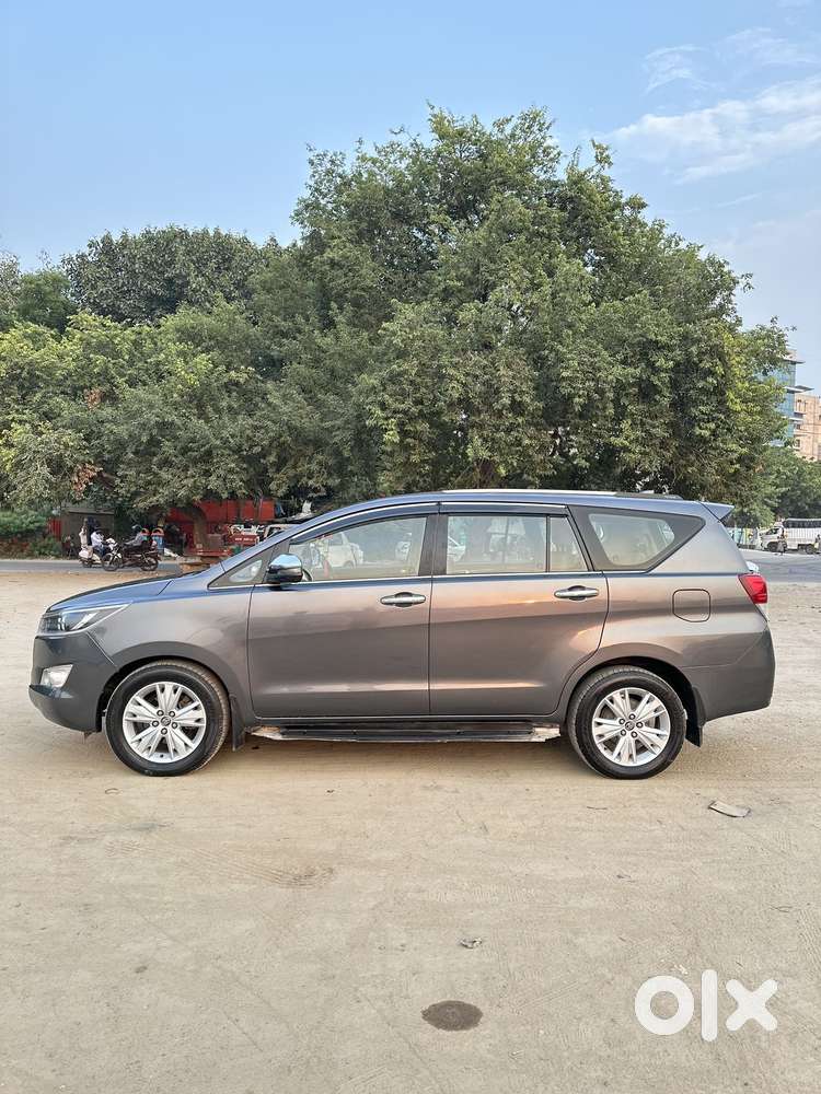 Toyota Innova Crysta 2.8z Automatic, 2018, Diesel