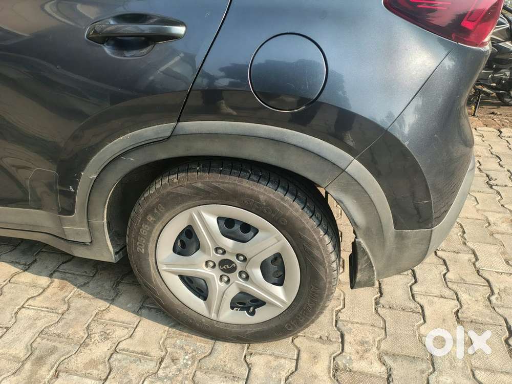 Kia Sonet Petrol 2021