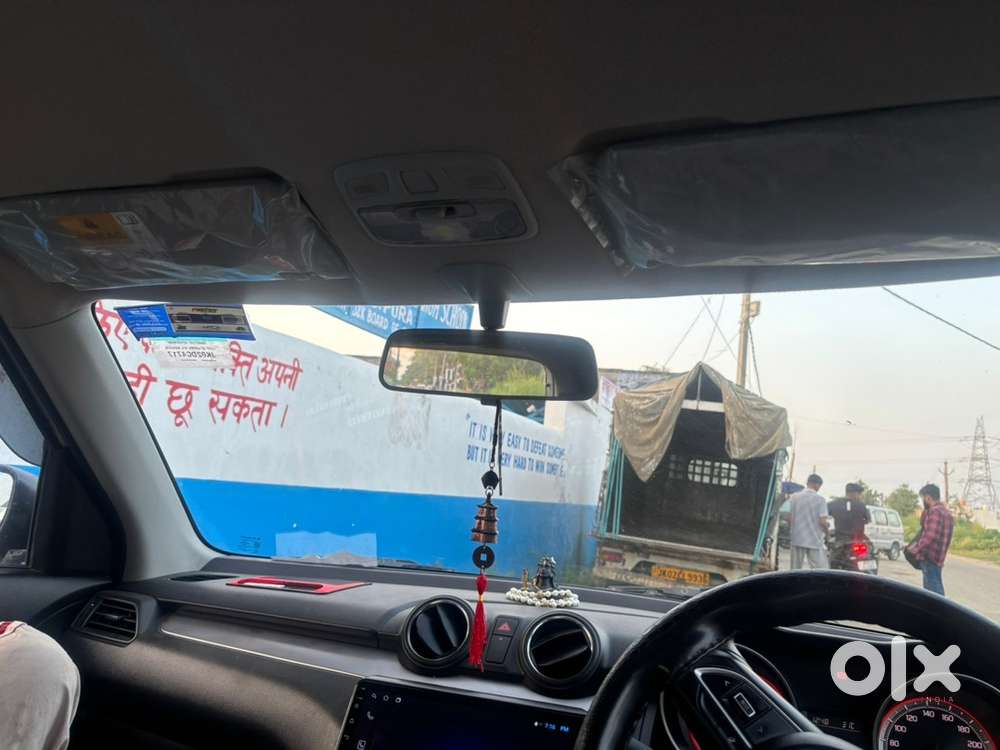 Maruti Suzuki Swift Petrol 2022